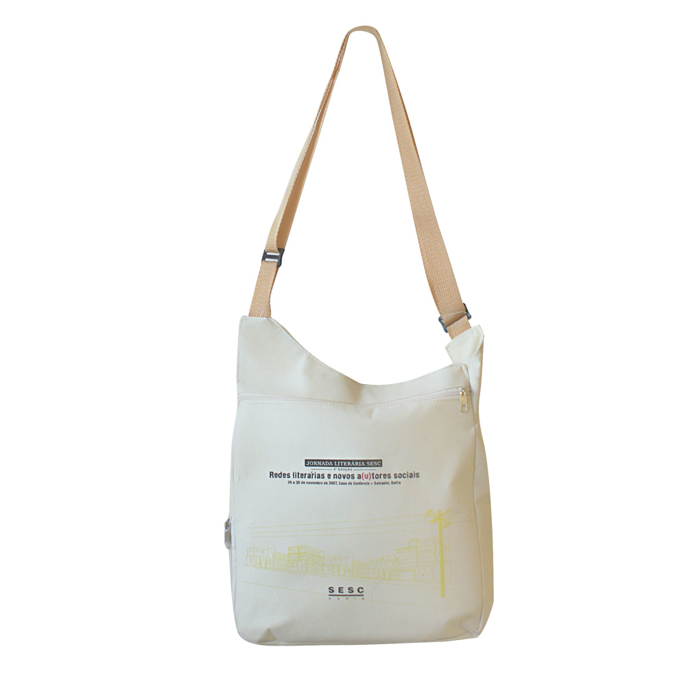 PASTA EM NYLON 600 CM ALÇA TIRACOLO, COM BOLSO FRONTAL E LATERAL